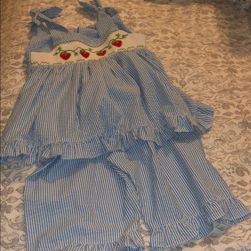Mom & Me Smocked Strawberry 2 piece outfit